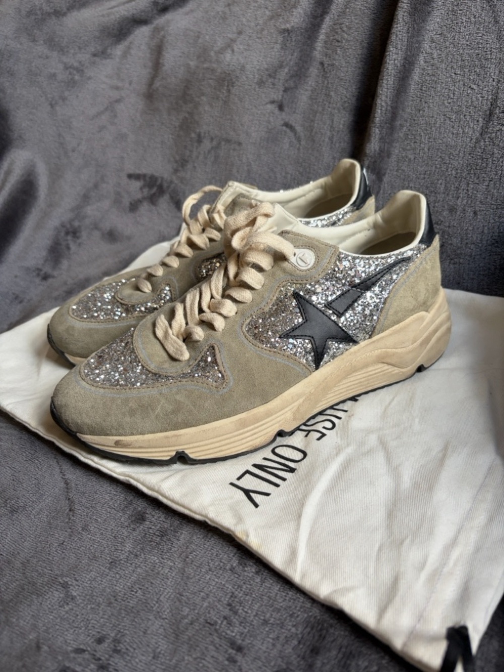 Golden Goose running soles with silver sparkles and dove grey - Picture 3 of 12